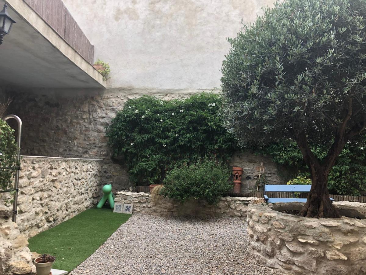 L'Oiseau Bleu Rollier Bed & Breakfast Roubia Dış mekan fotoğraf