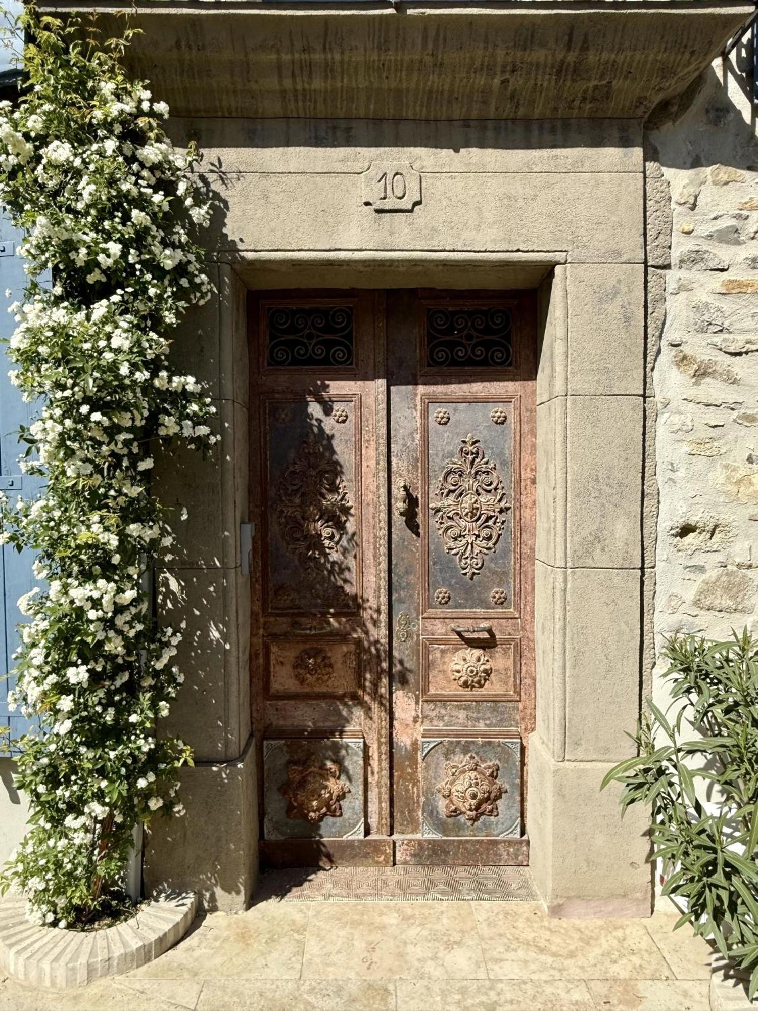 L'Oiseau Bleu Rollier Bed & Breakfast Roubia Dış mekan fotoğraf